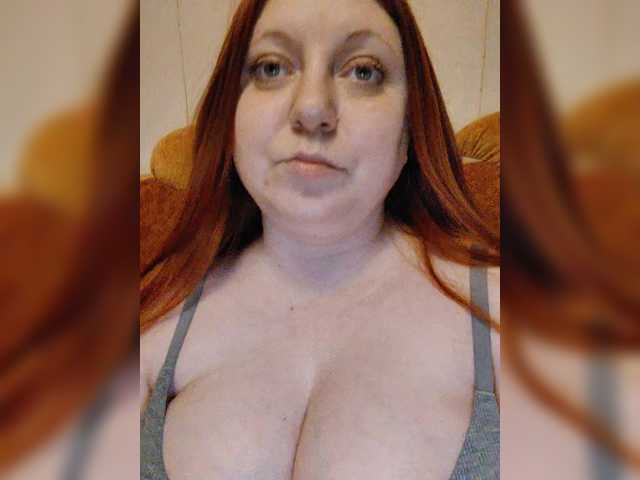 MilfaSguirt's BongaCams show and profile