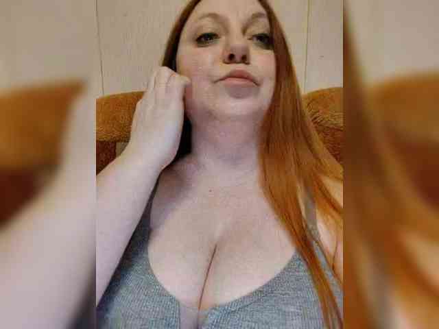 KhuremSultanswife webcam