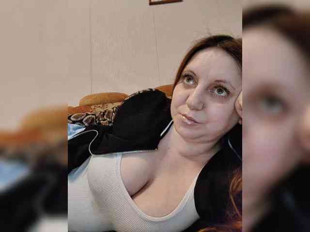 MilfaSguirt webcam