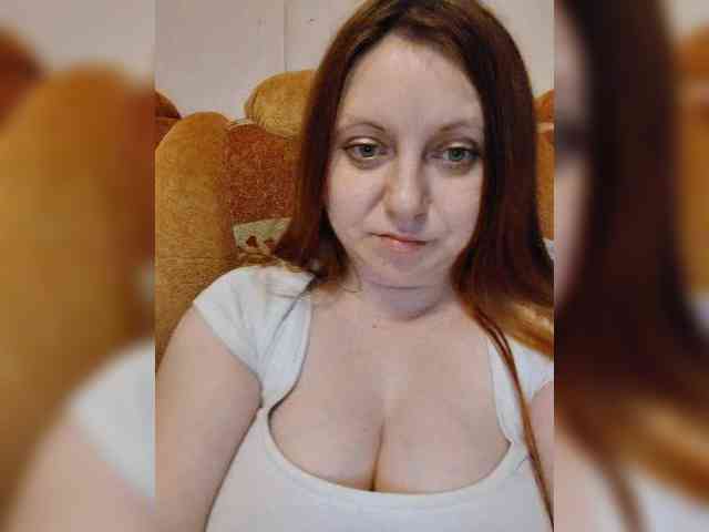 MilfaSguirt webcam