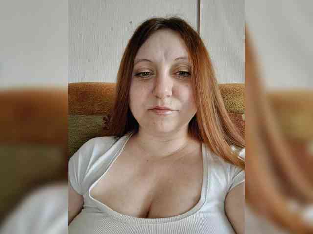 MilfaSguirt webcam
