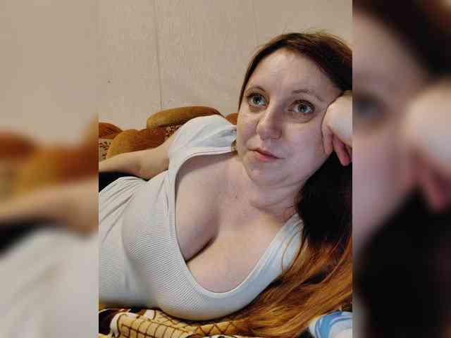 MilfaSguirt webcam