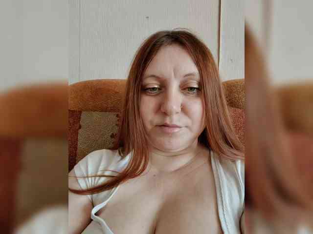 MilfaSguirt webcam