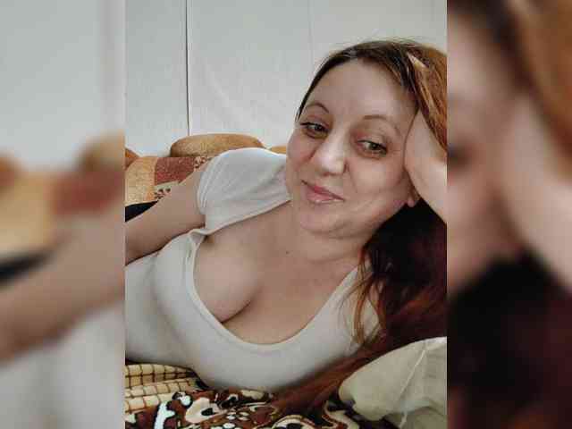 MilfaSguirt webcam