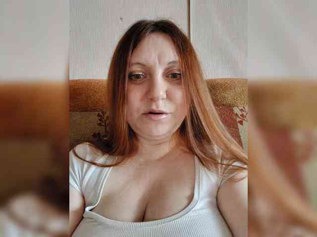 MilfaSguirt webcam