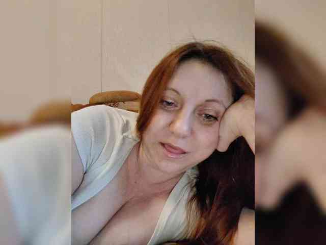 MilfaSguirt webcam