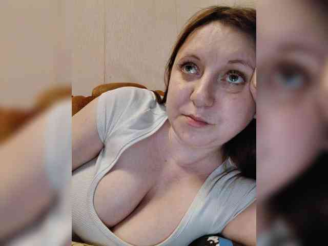 MilfaSguirt webcam