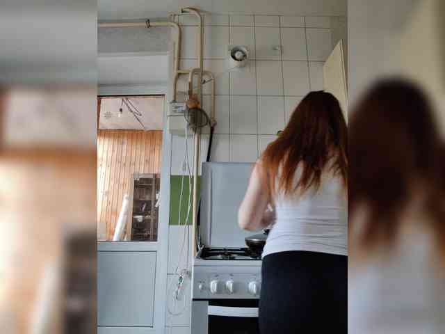 MilfaSguirt webcam