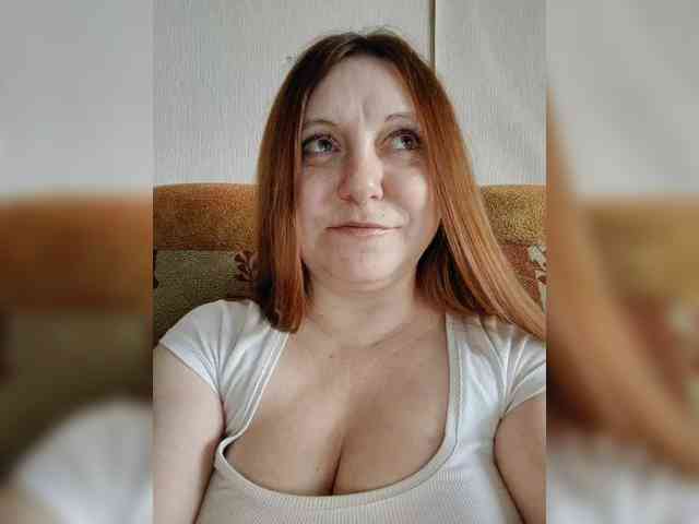 MilfaSguirt webcam