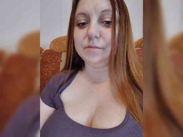 MilfaSguirt webcam