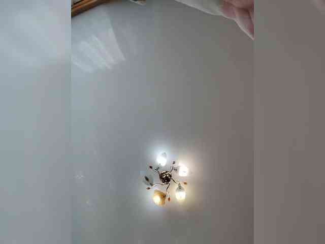 KhuremSultanswife webcam