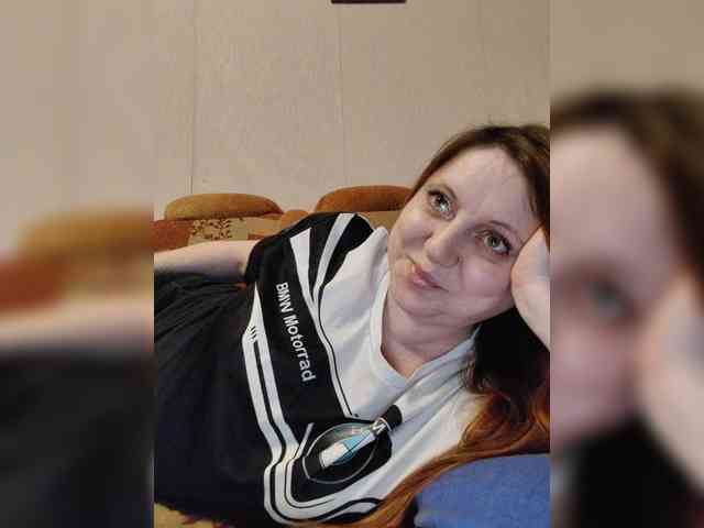 MilfaSguirt Live Webcam on {site_name}