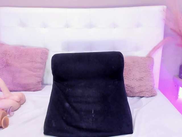 AlayshaJohnson's BongaCams show and profile