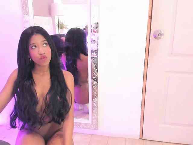 AlayshaJohnson AlayshaJohnson