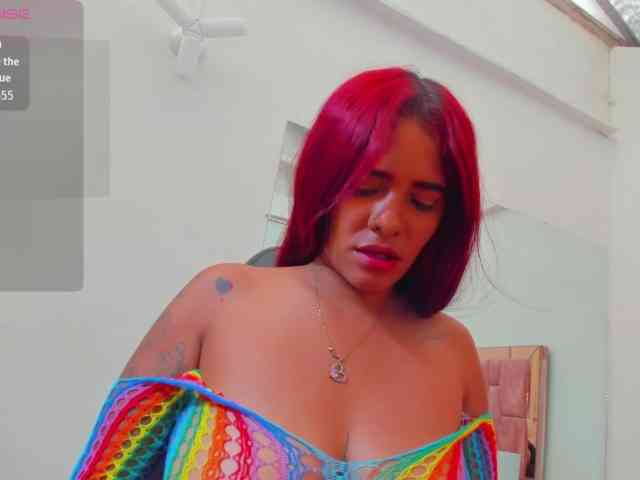 sophya-bella webcam