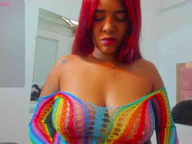 sophya-bella webcam