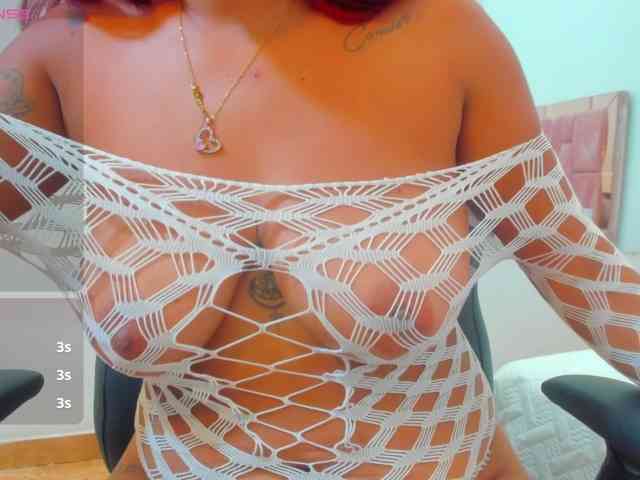 sophya-bella webcam
