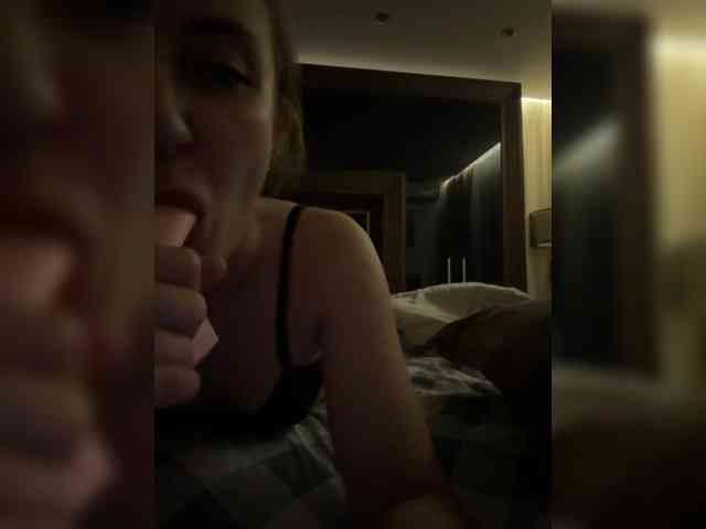 Alice9076510 webcam