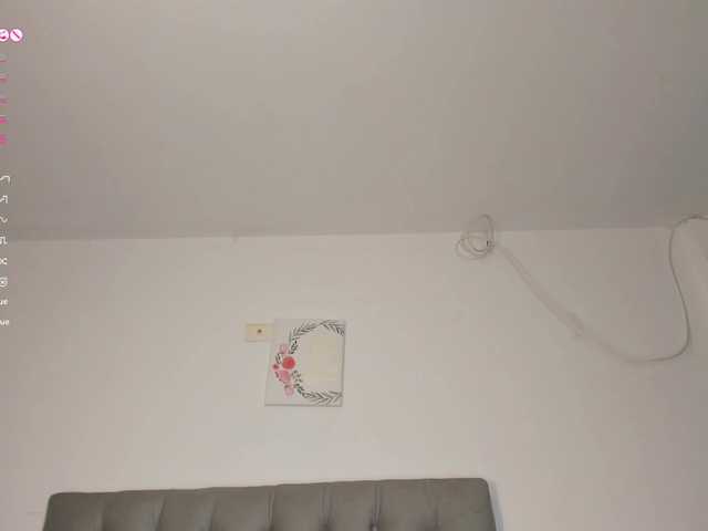 NicolSwift's BongaCams show and profile