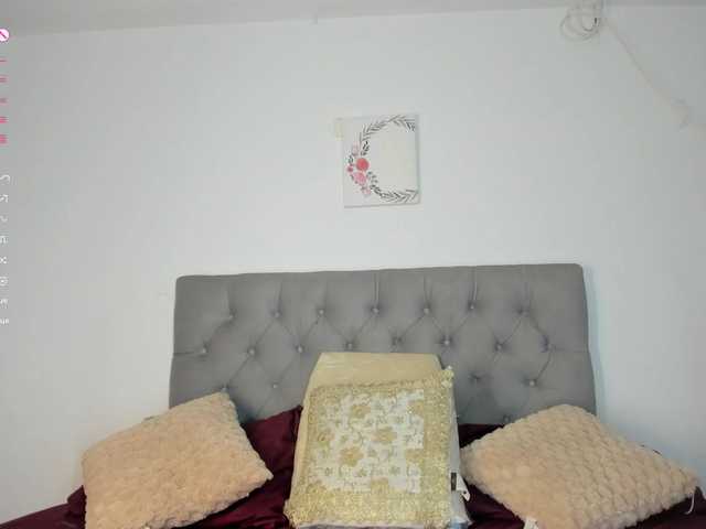 NicolSwift's BongaCams show and profile