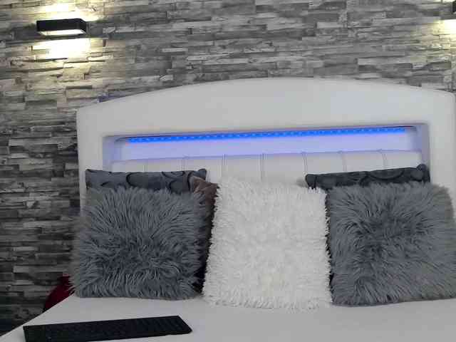 misterydelyaa webcam