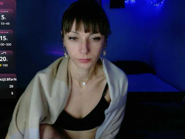 Lady-Caroline's BongaCams show and profile