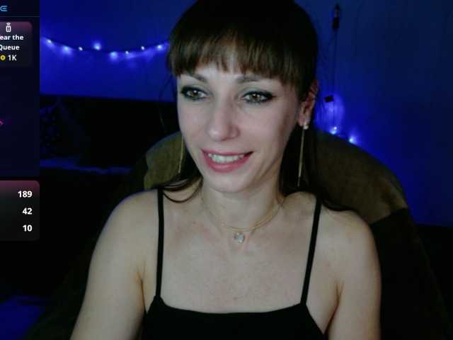 Lady-Caroline – webcam model profile photo