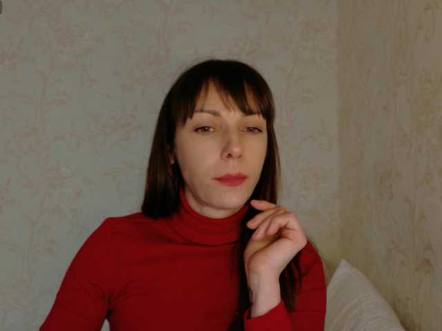 Lady-Caroline's BongaCams show and profile