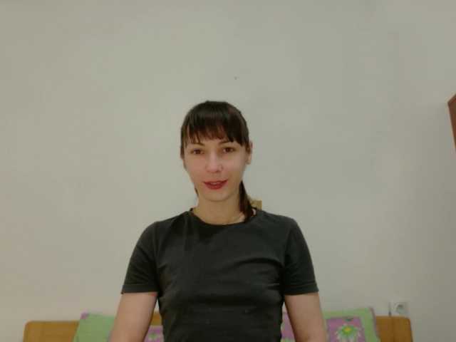 Lady-Caroline's BongaCams show and profile