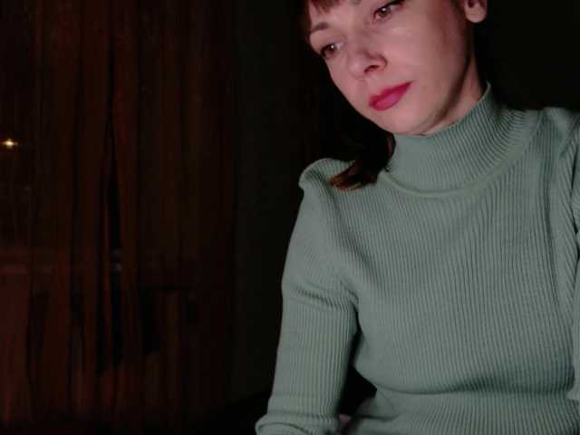 Lady-Caroline's BongaCams show and profile