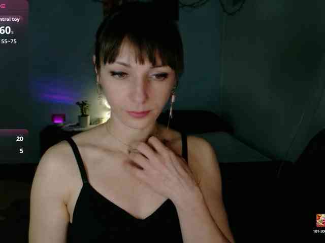 Lady-Caroline webcam