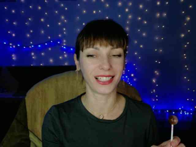 Lady-Caroline Lady-Caroline