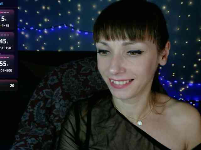 Lady-Caroline webcam