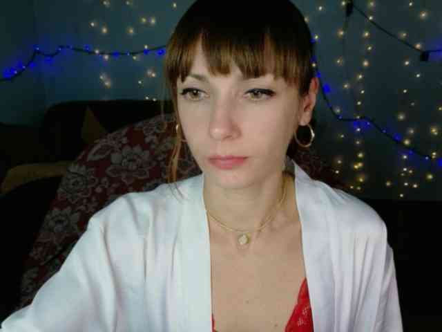 Lady-Caroline webcam