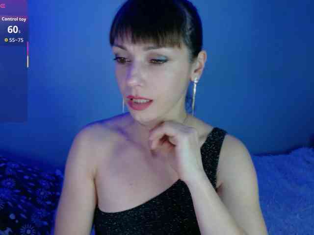 Lady-Caroline webcam