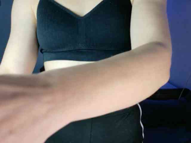 Lady-Caroline webcam