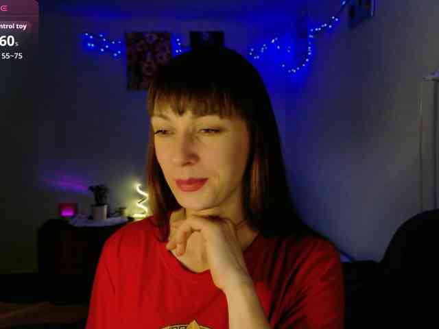 Lady-Caroline webcam