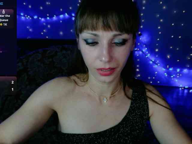 Lady-Caroline webcam