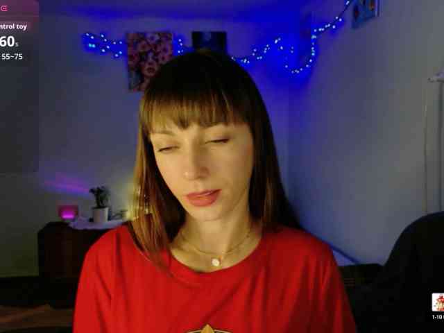 Lady-Caroline webcam