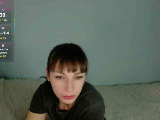 Lady-Caroline webcam