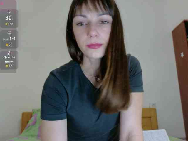 Lady-Caroline webcam