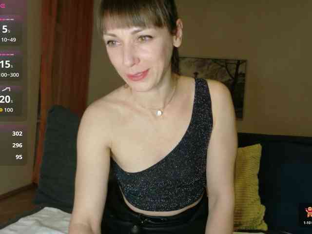 Lady-Caroline webcam