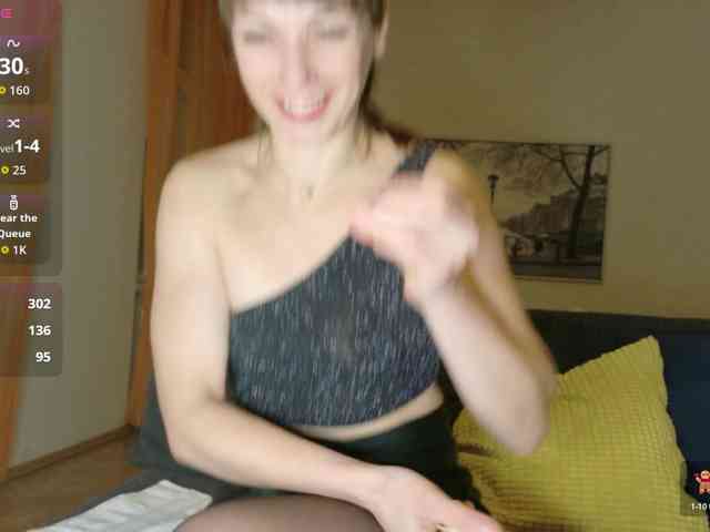 Lady-Caroline webcam