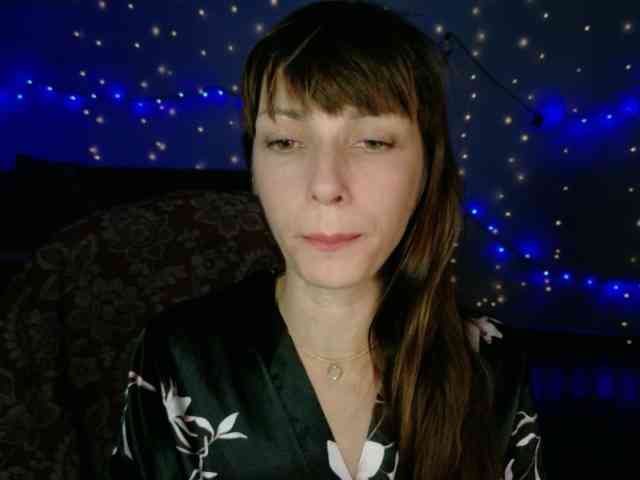 Lady-Caroline webcam