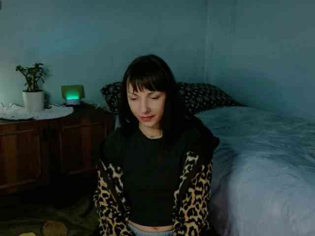 Lady-Caroline webcam