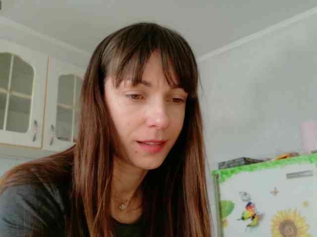 Lady-Caroline webcam