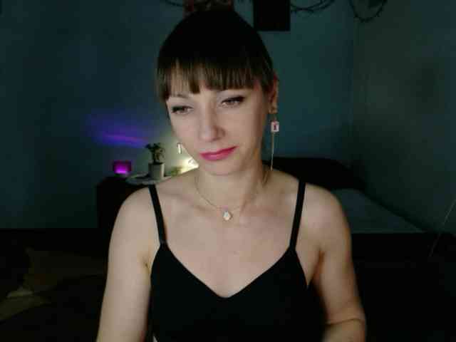 Lady-Caroline Lady-Caroline