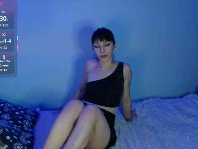 Lady-Caroline webcam