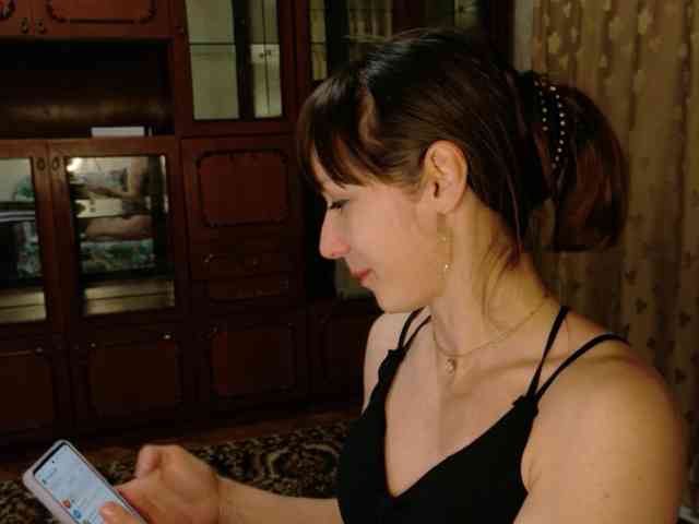 Lady-Caroline webcam