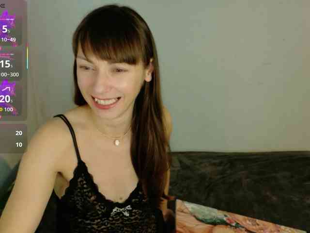 Lady-Caroline webcam